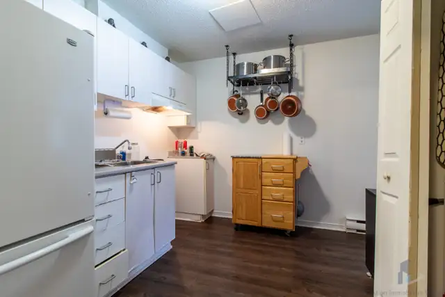 Appartement à Louer - 17 rue Damphousse #1 - Photo 6