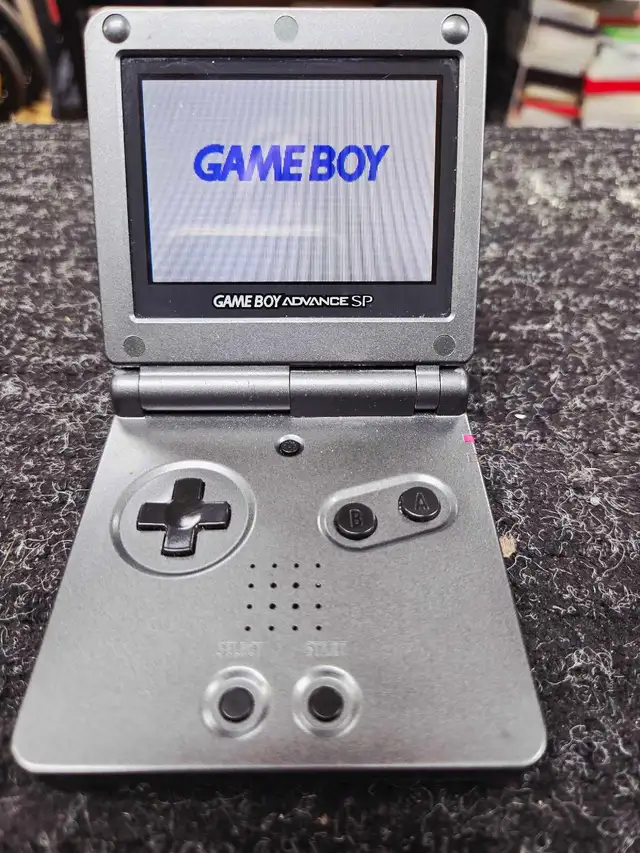 Game Boy Advance SP