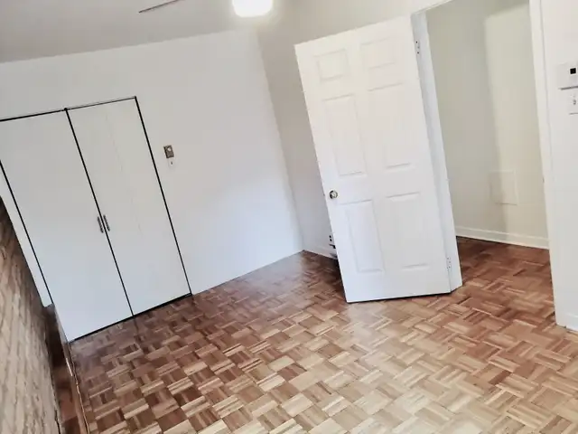 3½ w/ Private Patio – Near Parc Lafontaine – $1,370 | 4388738708 - Photo 11