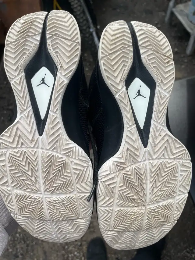 Jordan Super.Fly 2 GS Basketball Shoes - Black/White - Size 7Y - Photo 3