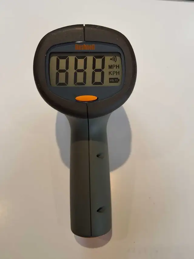 Bushnell Rader Speed Evaluator Velocity Gun