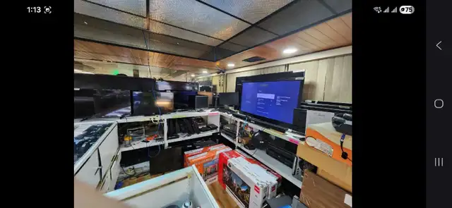 32 ' Television - Photo 2