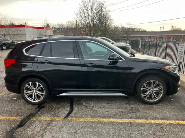 2018 BMW X1 - Mint Condition - Photo 9