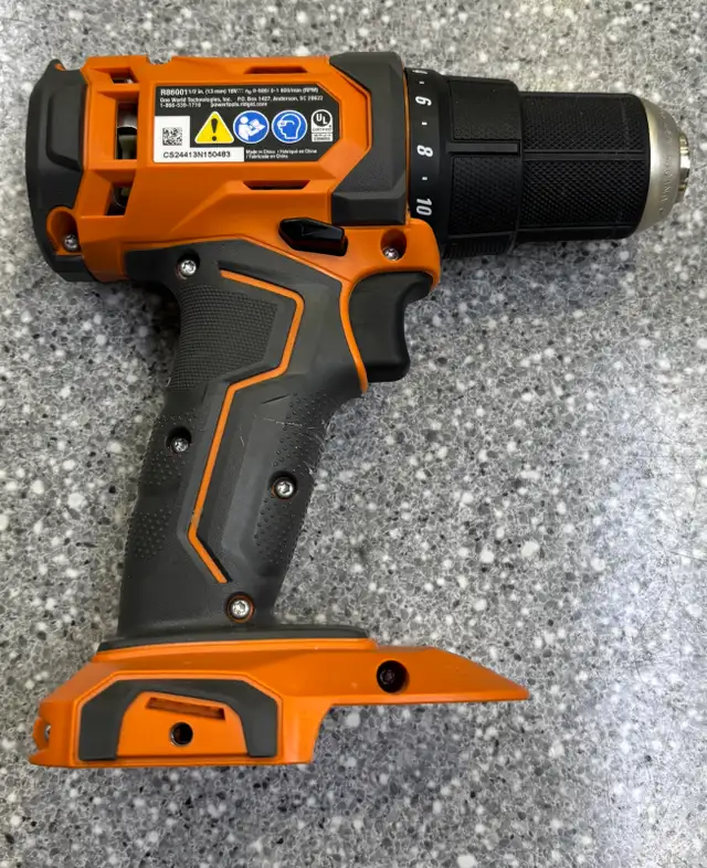 Rigid R86001 1/2" Brushless Drill Kit