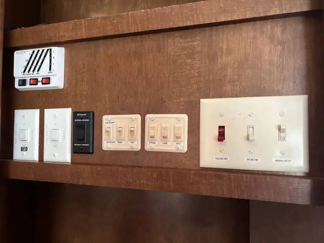 2012 Heartland Bighorn 3685RL SPACIOUS,, COUPLES UNIT - Photo 23