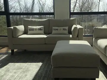 sofa sur mesure fait ici a Montréal Nord