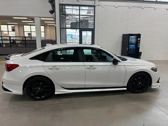 2024 Honda Civic Si - Photo 3