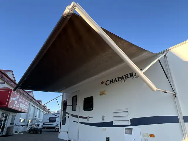 2012 Coachmen Chaparral 30RLS, SPACIOUS, COUPLES UNIT - Photo 7