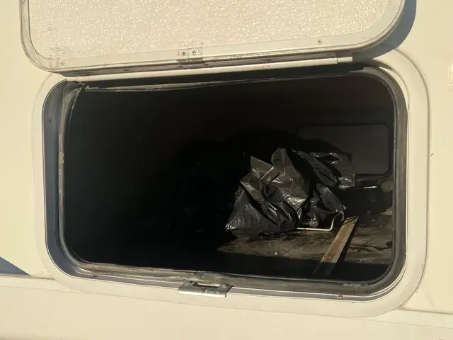 2012 Coachmen Chaparral 30RLS, SPACIOUS, COUPLES UNIT - Photo 11