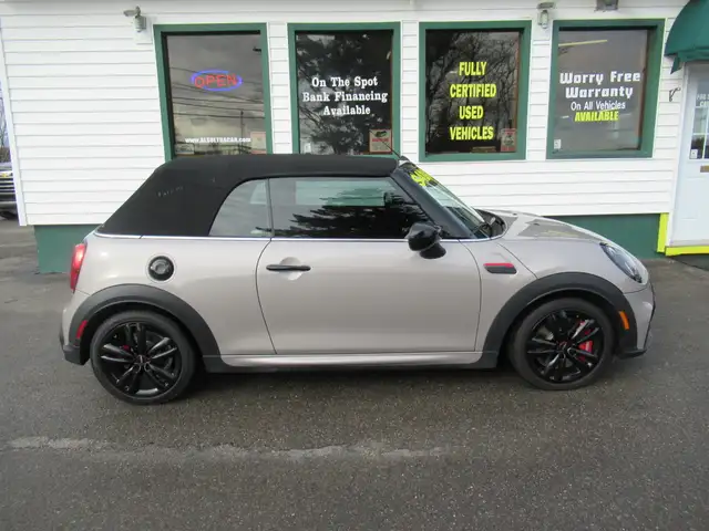 2023 MINI Convertible John Cooper Works SUPER RARE IN SUPER S - Photo 7
