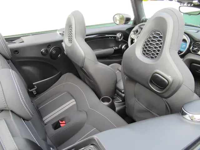 2023 MINI Convertible John Cooper Works SUPER RARE IN SUPER S - Photo 16