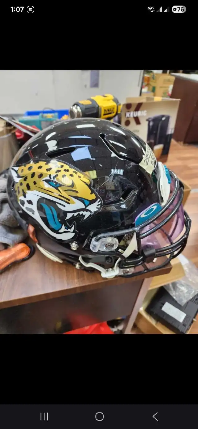 Jacksonville Jaguars Helmet