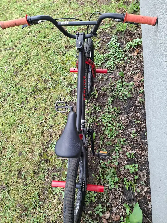 BMX redline bike - Photo 3
