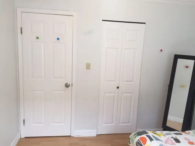 Private Furnished Room near Renfrew Skytrain $950 - Photo 2