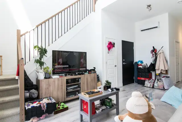 Appartement à Louer - 97 rue Marguerite-Maillé #401 - Photo 3