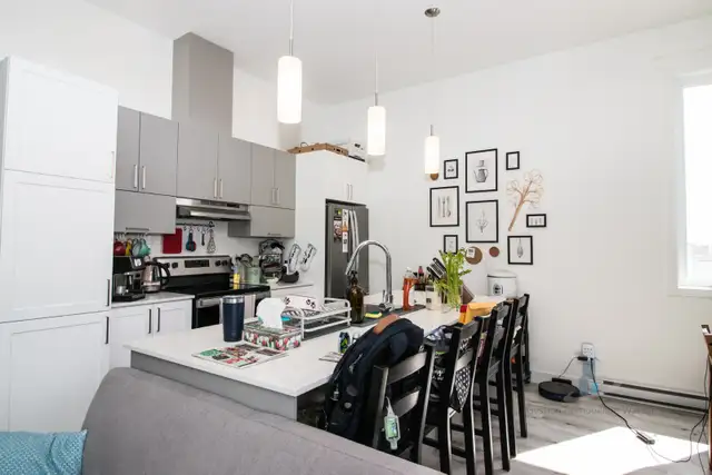 Appartement à Louer - 97 rue Marguerite-Maillé #401 - Photo 8