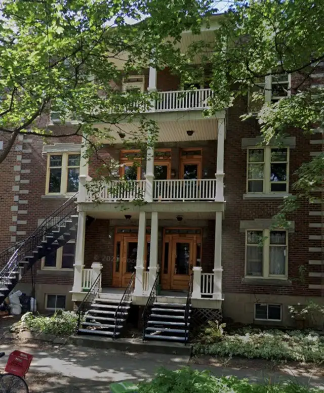 MÉTRO FABRE, BEAU 4 1/2 AVEC CACHET, 1ER AVEC JARDIN ARRIÈRE - Photo 10