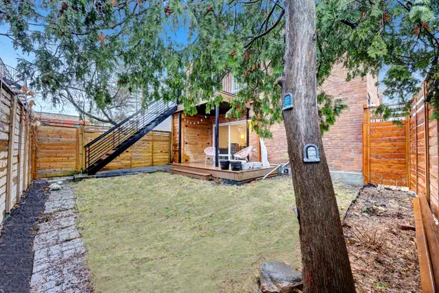 Rare 3 Bedroom House for Rent — Hochelaga-Maisonneuve, Montréal - Photo 5