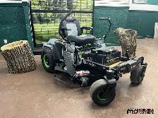 Équipement d’entretien de pelouse disponible aux enchères