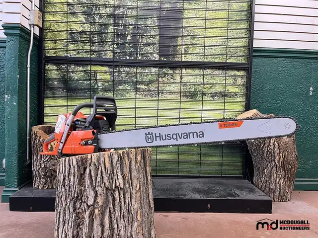 Équipement d’entretien de pelouse disponible aux enchères - Photo 7