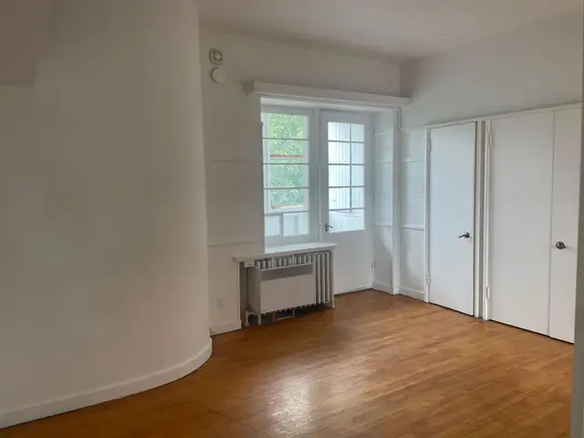 Superbe 3 1/2, Vieux-Québec rénové ! Juillet - Photo 8