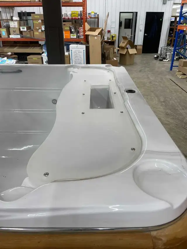 2015 Arctic Spa Okanagan Swim Spa w/ Covana Cover – Fully Refurb - Photo 7