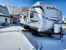 2013 Crossroads Sunset Trail 32FR BUNK HOUSE MODEL, SPACIOUS