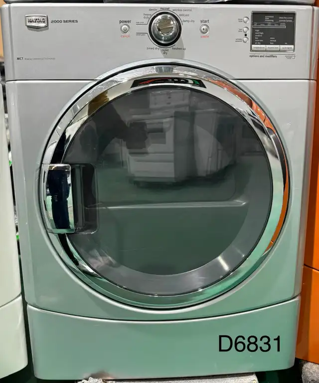 Maytag Dryer (D6831)
