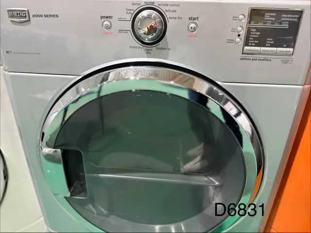 Maytag Dryer (D6831) - Photo 2