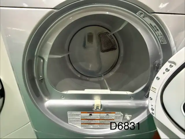 Maytag Dryer (D6831) - Photo 3