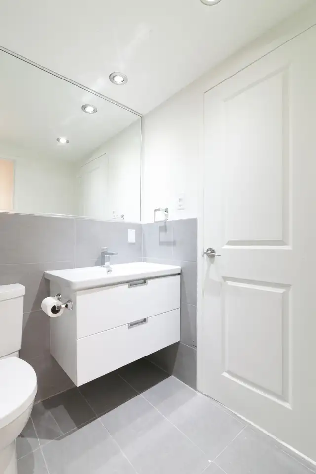 spacious 1-bed condo for rent, May 1st, Westmount adj - ID 4457 - Photo 6