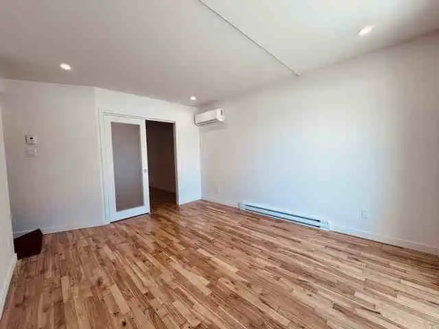 Pointe-aux-trembles 4/12 neuf, chiens acceptés 1er juillet 2026 - Photo 11