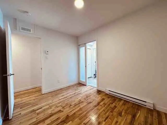 Pointe-aux-trembles 4/12 neuf, chiens acceptés 1er juillet 2026 - Photo 14