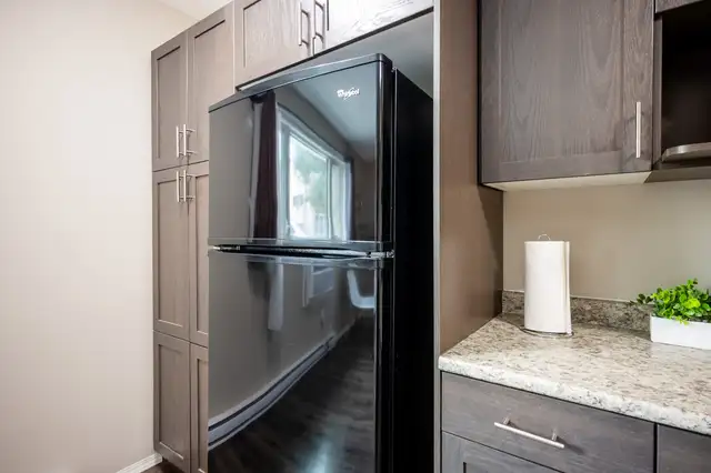 291 St. Anne's Road - One-Bedroom Suite Apartment for Rent - Photo 15