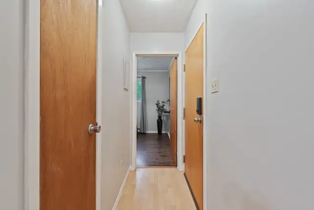 P8 AP4 - 1 BEDROOM – FULLY FURNISHED | ALL UTILITIES INCLUDED - Photo 6