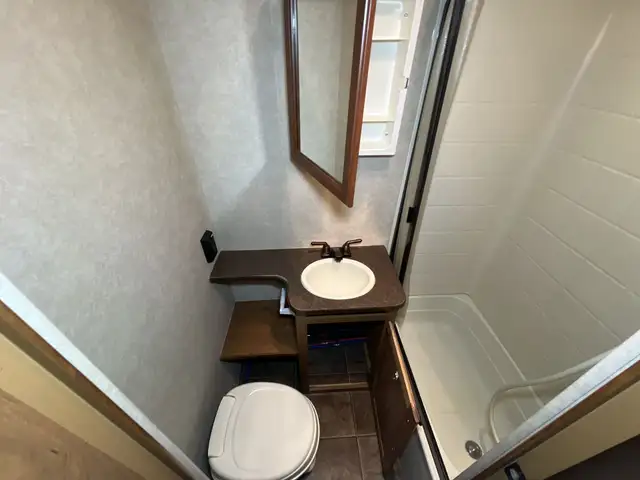 2013 Crossroads Sunset Trail 29SS SPACIOUS, REAR BATH. - Photo 26