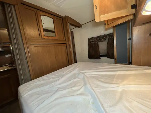 2013 Crossroads Sunset Trail 29SS SPACIOUS, REAR BATH. - Photo 30