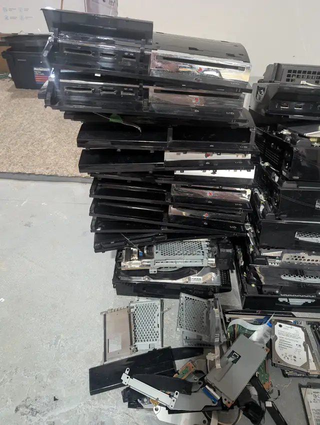 PS3 Consoles For Assembly and Parts - Photo 6