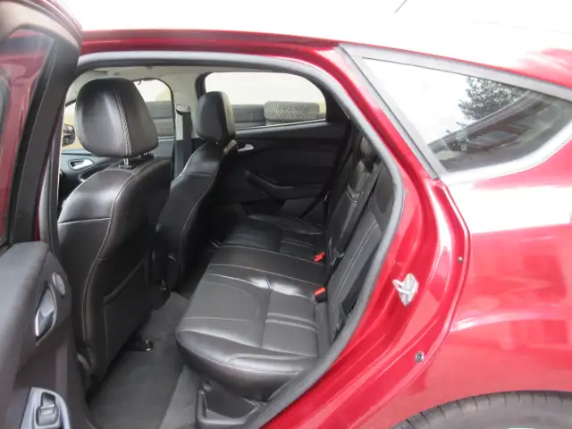 2013 Ford Focus Titanium - Photo 10