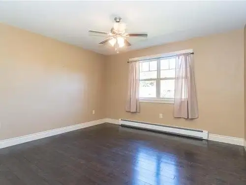 3 Bed   Loft. House for Rent - Stonington, Stratford. - Photo 6