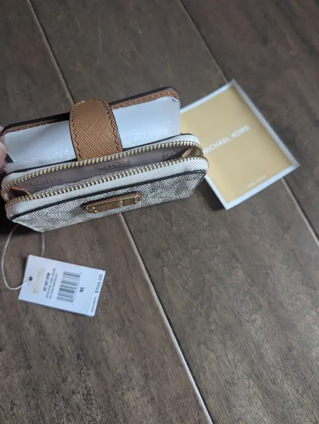Brand New Michael Kors Purse Wallet For Sale - Photo 5
