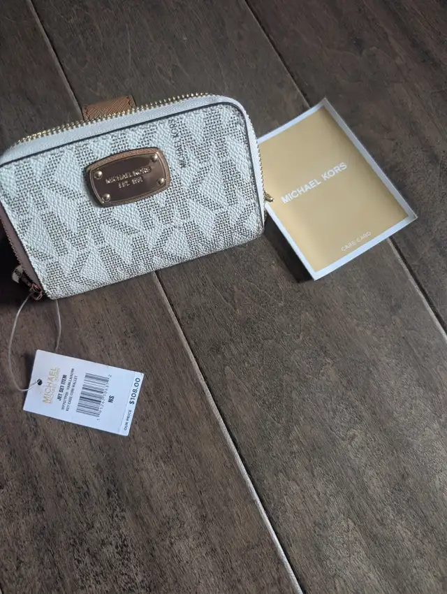 Brand New Michael Kors Purse Wallet For Sale - Photo 6