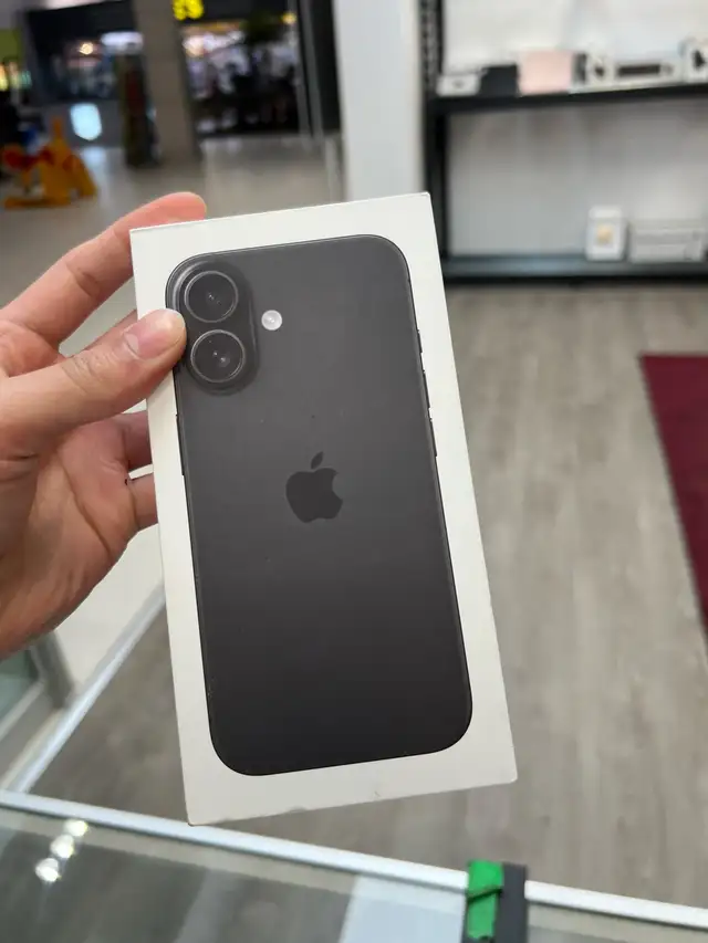 Brand New Sealed! iPhone 16-128gb! - Photo 5