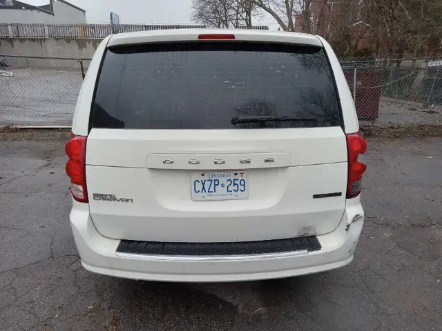 2013 Dodge Caravan - Photo 5
