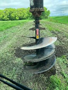 Landscape Lead Hand – $30 /hr – Riding Mountain Area