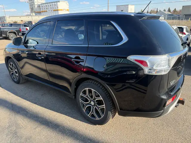 2015 Mitsubishi Outlander GT - Photo 4