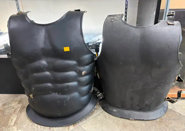 Costume Grade - Vintage Style Breastplate(s)/Muscle Cuirasses - Photo 2