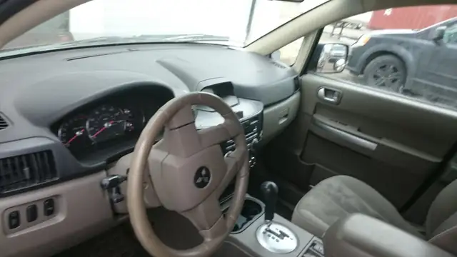 2007 SUV Mitshib AWD - Photo 2