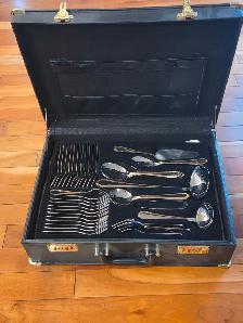 Brand New 76 piece, 12 person German Cutlery Set!