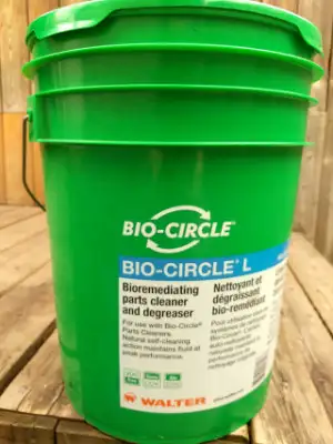 5 gallons of parts cleaner & degreaser - Photo 2